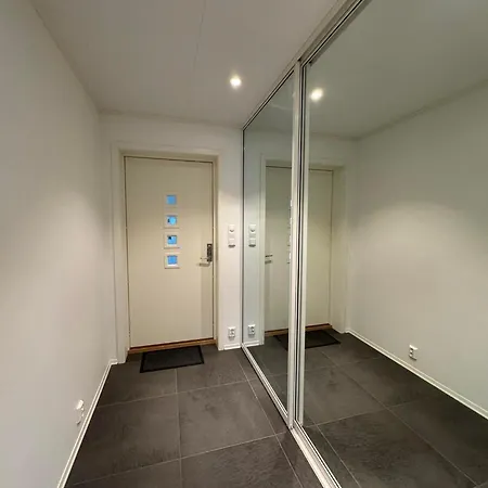 Selveier Leilighet, Parkering Med El-bil Ladder Apartment Floro